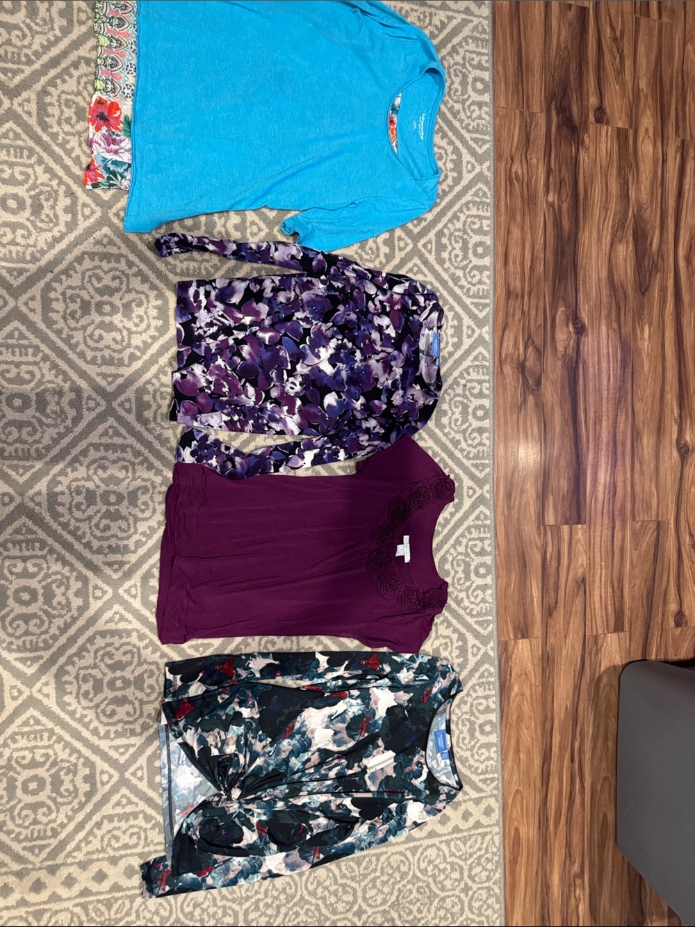 Women’s tops bundle